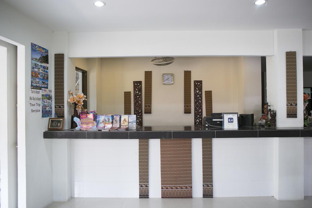 G&B Guesthouse Patong Exteriör bild